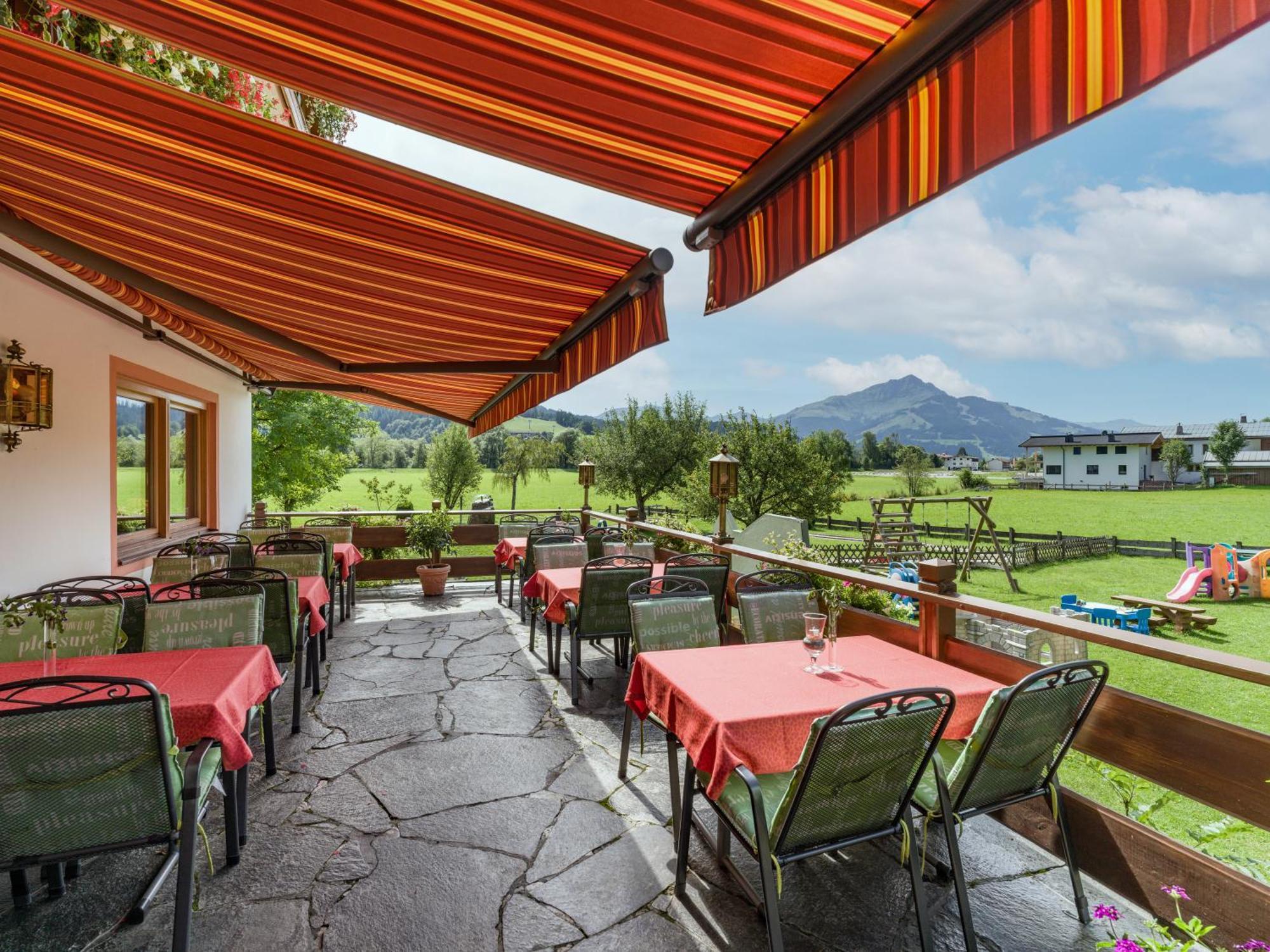 Hotel Neuwirt Kirchdorf in Tirol Exterior foto