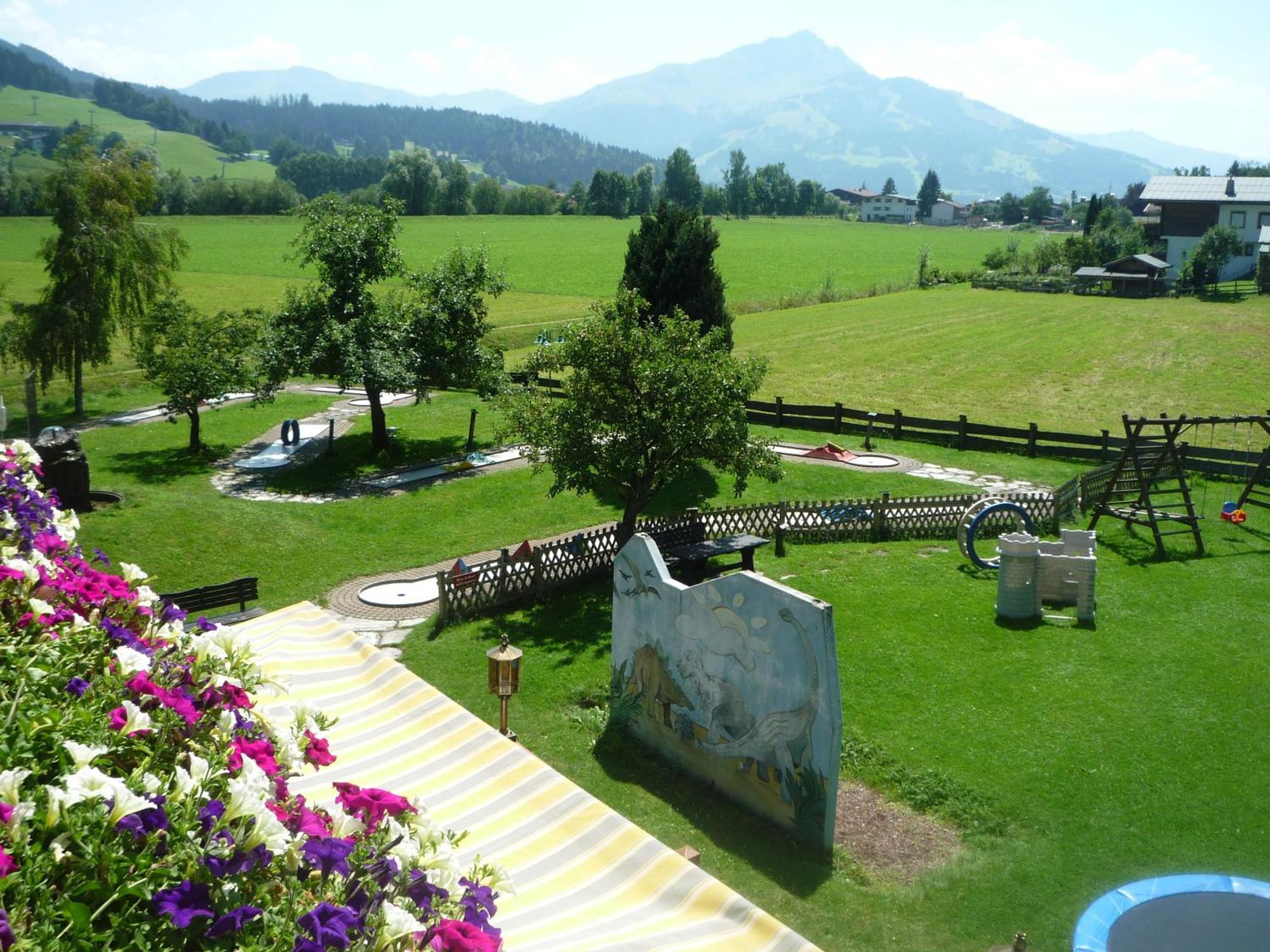 Hotel Neuwirt Kirchdorf in Tirol Exterior foto